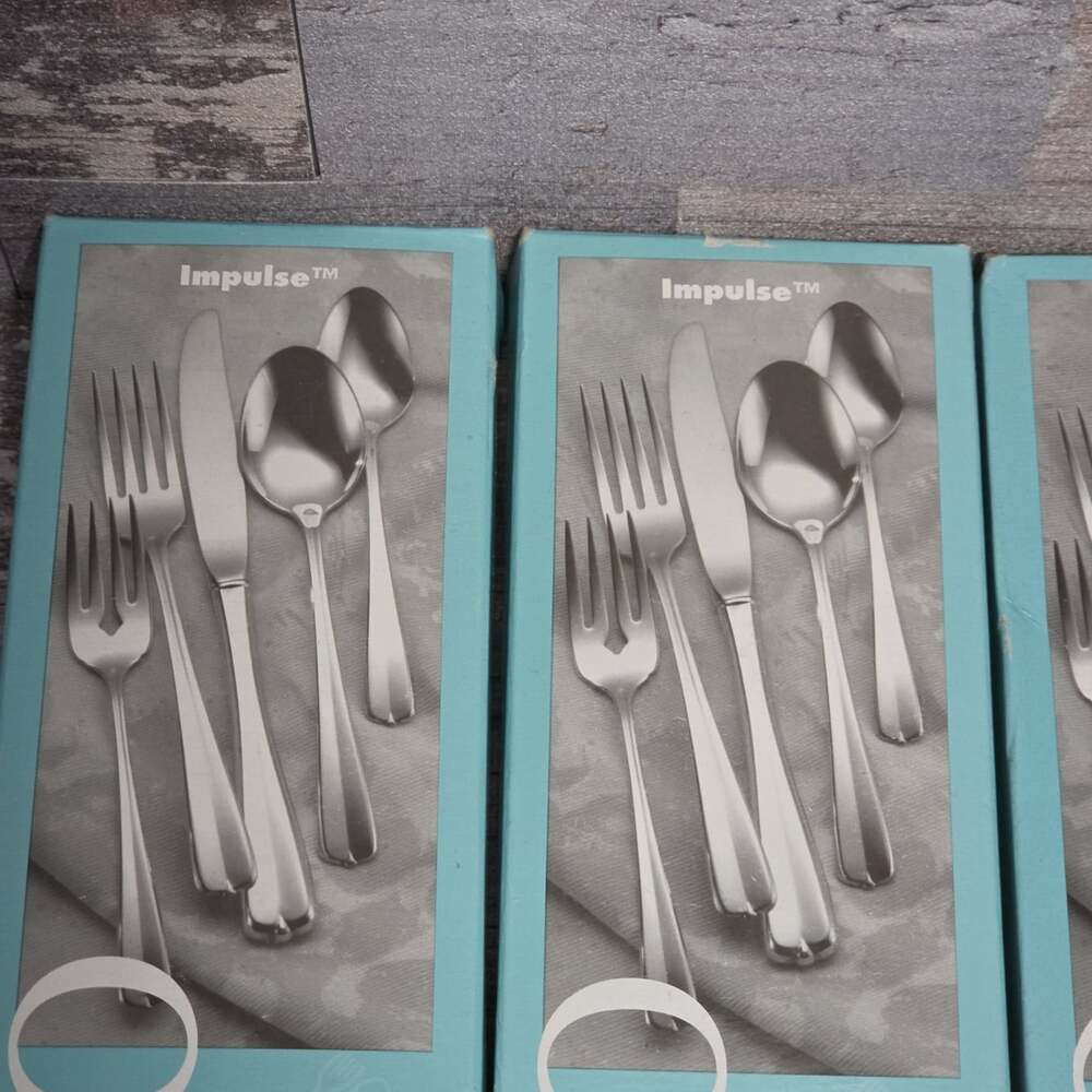 Oneida Stainless Steel Impulse 20 Pieces Service for 4 Unused Flatware - Picture 3 of 8